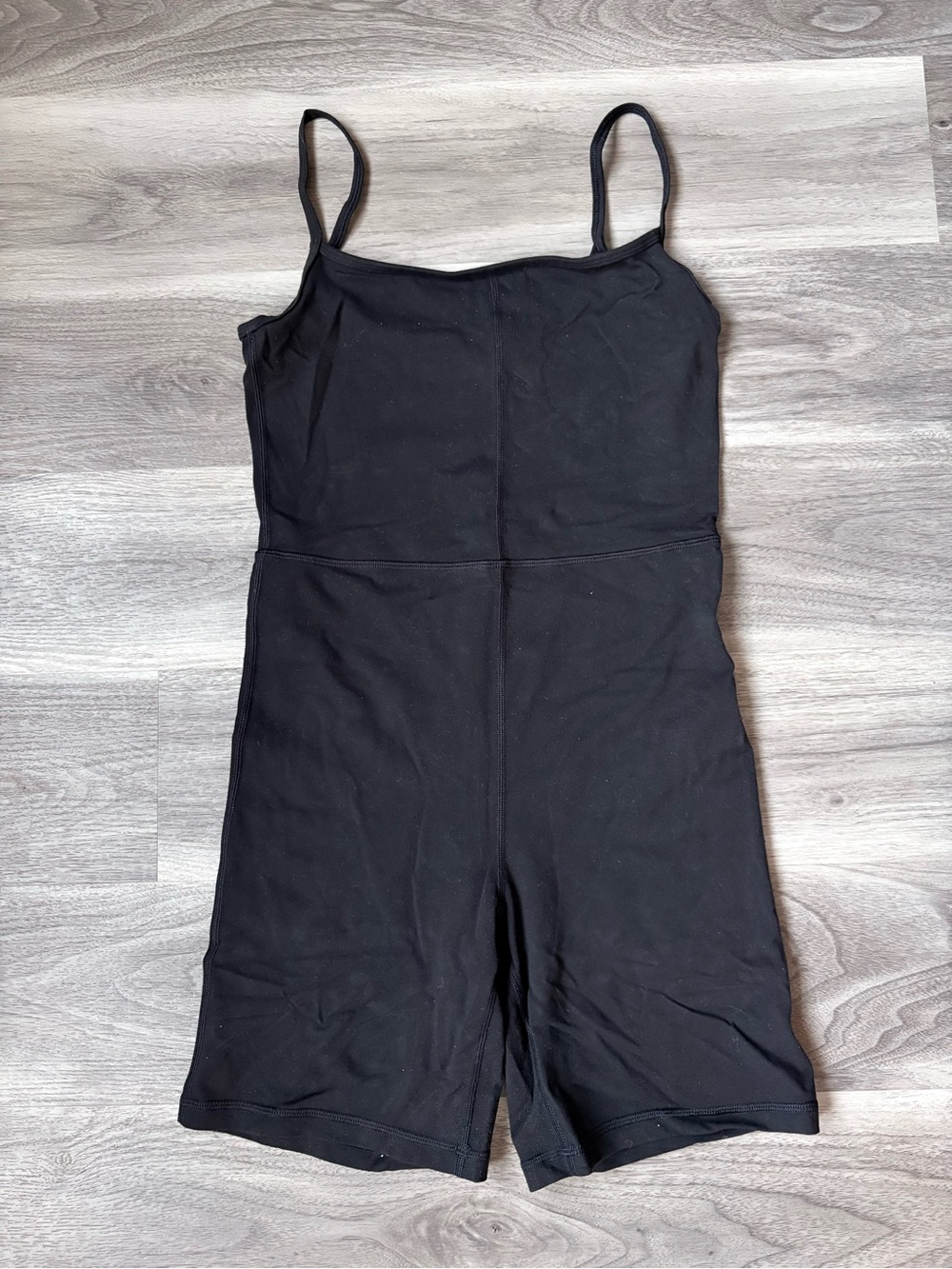 Aritzia Wilfred Free Black Divinity/Freestyle Romper – Size M